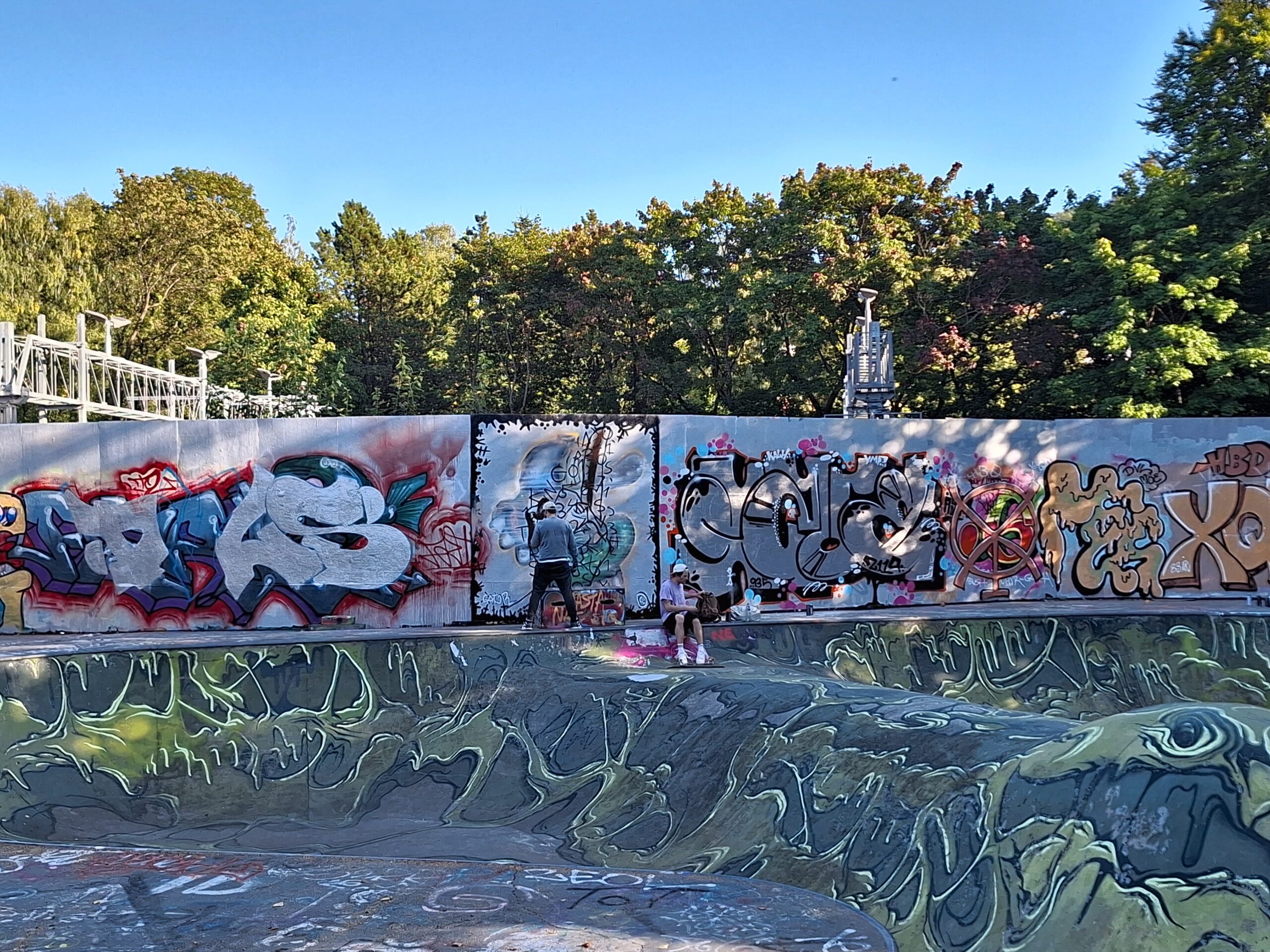 Unpacking First Lessons from the Urban Livings Labs